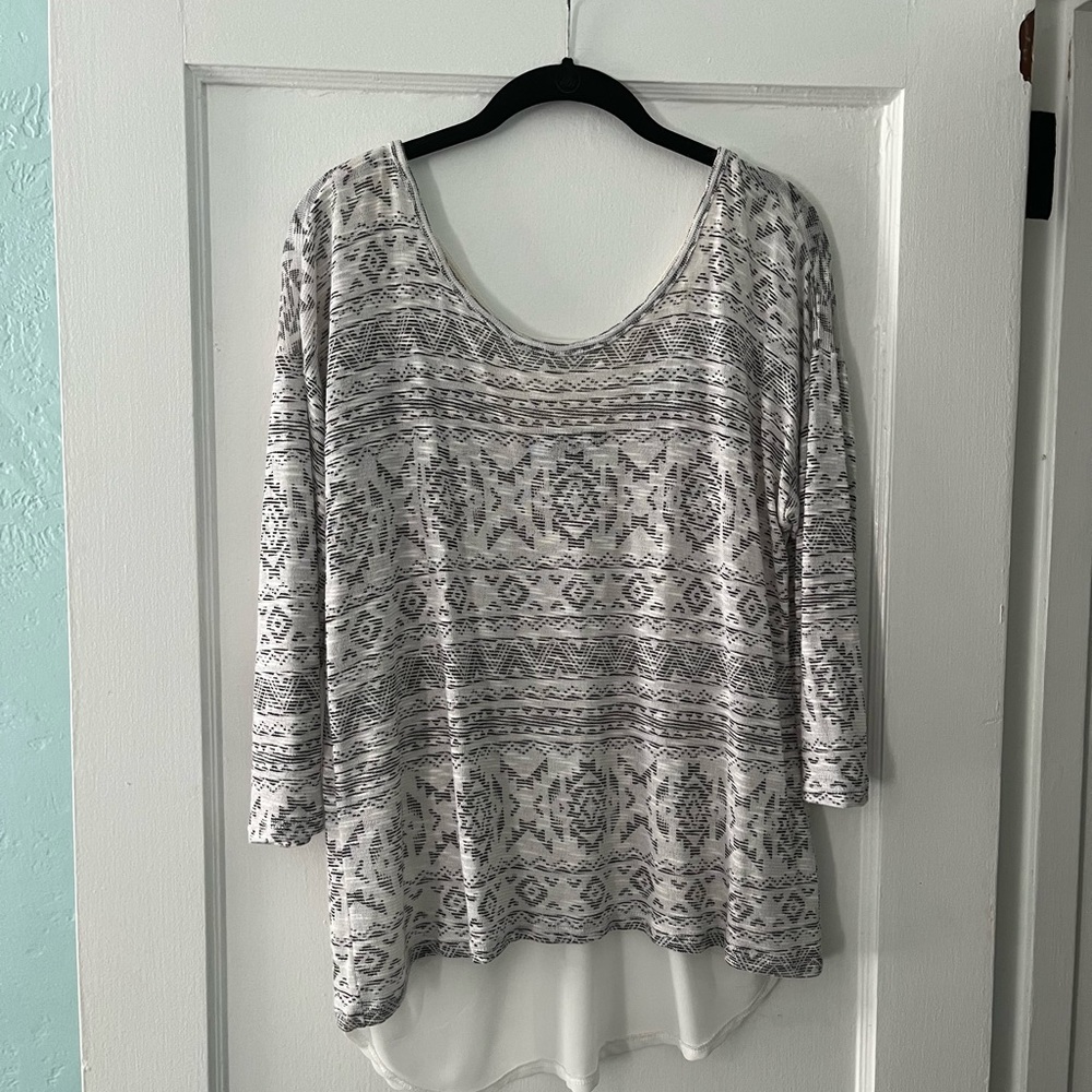 Cute sheer back shirt